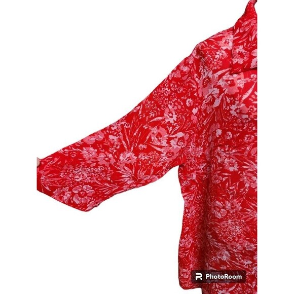 Avenue Tunic Size 22/24 Slightly Sheer Covered Buttons Red - Picture 2 of 9